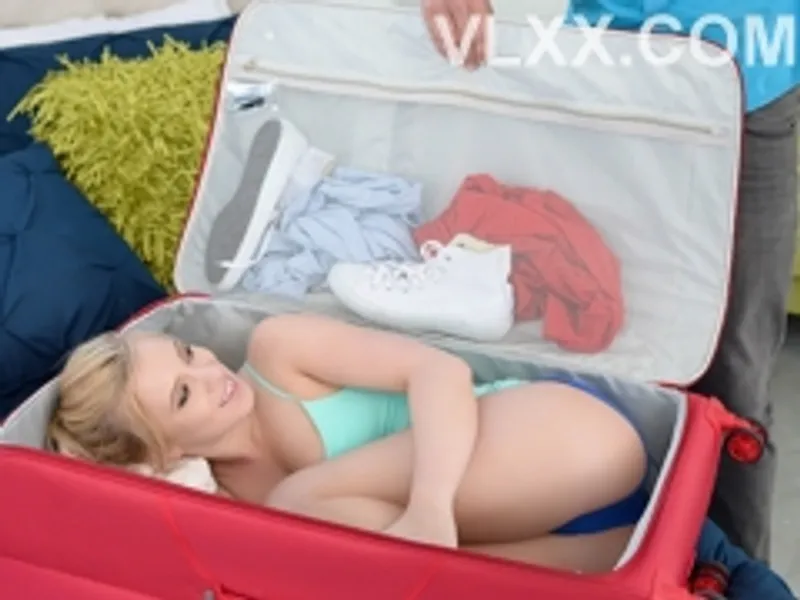 Món quà bất ngờ, địt gái tây phê lắm...